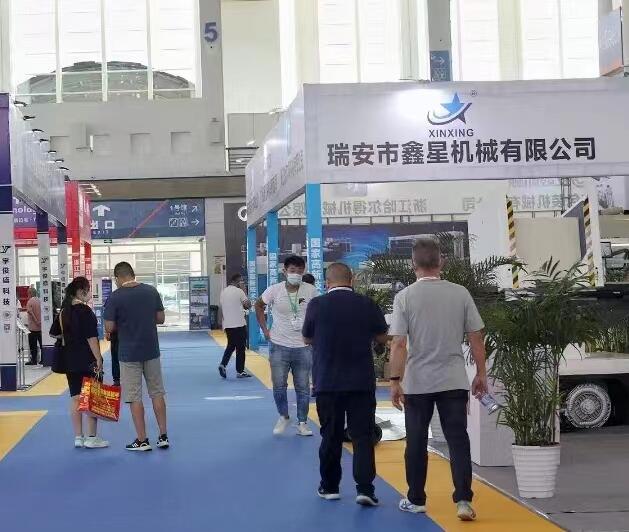 广告设计中的策略